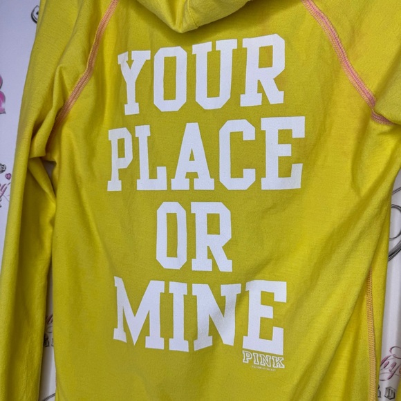 Victoria secret pink sweater pullover your place or mine yellow white pink 2 way - Picture 8 of 15